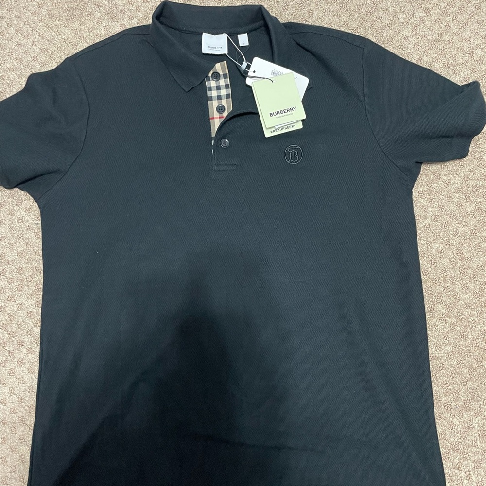 Burberry men’s shirt and new with tags!